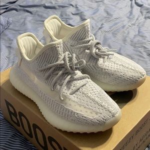 Yeezy 350 Static